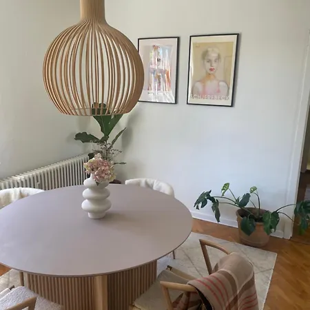 Med Udsigt Til Parken